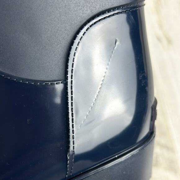 Tommy Hilfiger Women’s 5 Navy Blue Waterproof Ankle Rain Boots Low Heel NEW - Picture 8 of 9